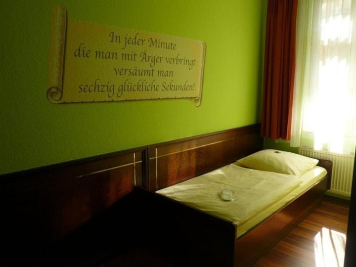 Hotel Am Wilhelmsplatz Stuttgart Cameră foto